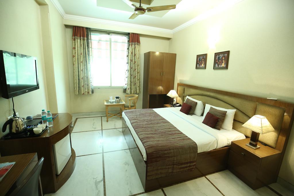 Hotel Singh Sahib 3*