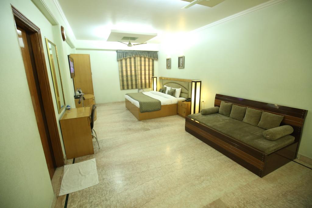 Singh Sahib Delhi (National Capital Territory of India)