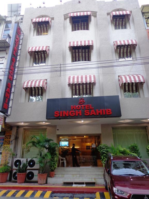 Singh Sahib 3*